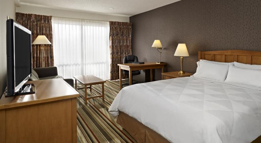 Hotel Doubletree By Hilton Calgary North Zewnętrze zdjęcie