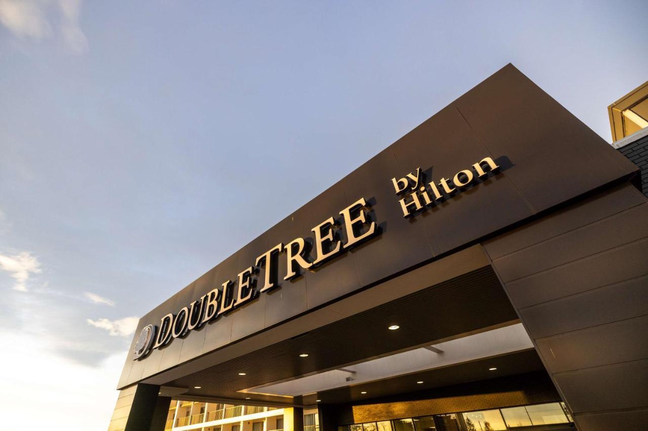 Hotel Doubletree By Hilton Calgary North Zewnętrze zdjęcie