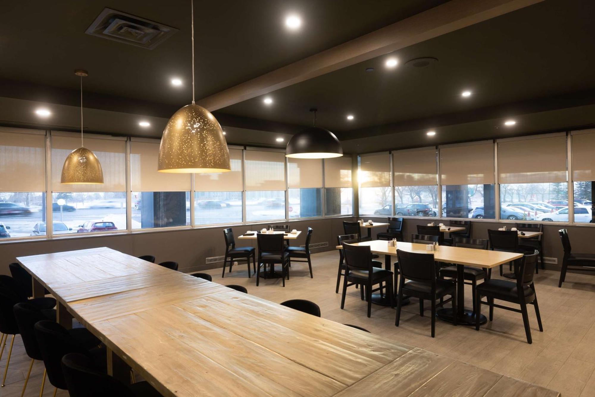 Hotel Doubletree By Hilton Calgary North Zewnętrze zdjęcie